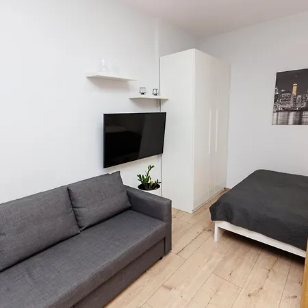 Apartman 2-237 Bliska Wola Tower, Marcina Kasprzaka 29, Warsaw, View, Petrovdom